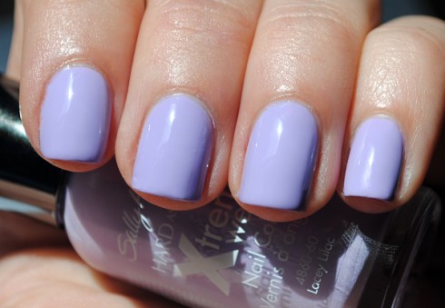 Lilac nails 2