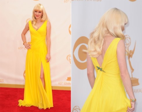 Anna Faris in Monique Lhuillier