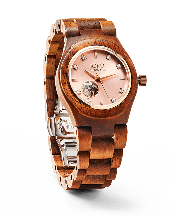 cora-35-front-angled